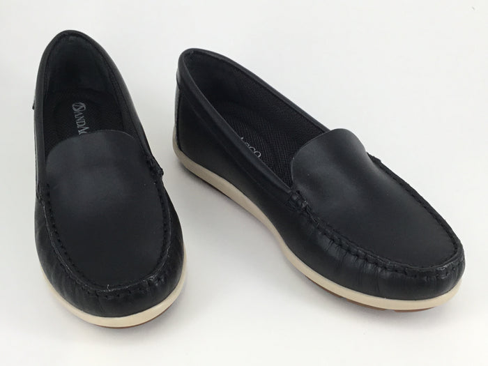 37 / Black