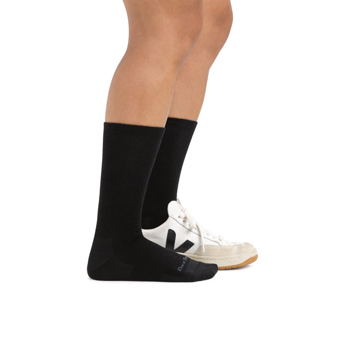 Darn Tough Women's Solid Basic Crew Lightweight Lifestyle Socks Socks Darn Tough