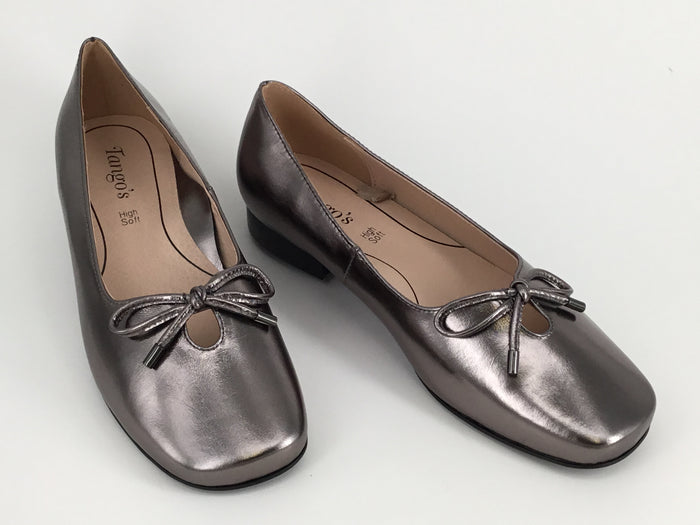 Tango's Francesca available in 3 colours