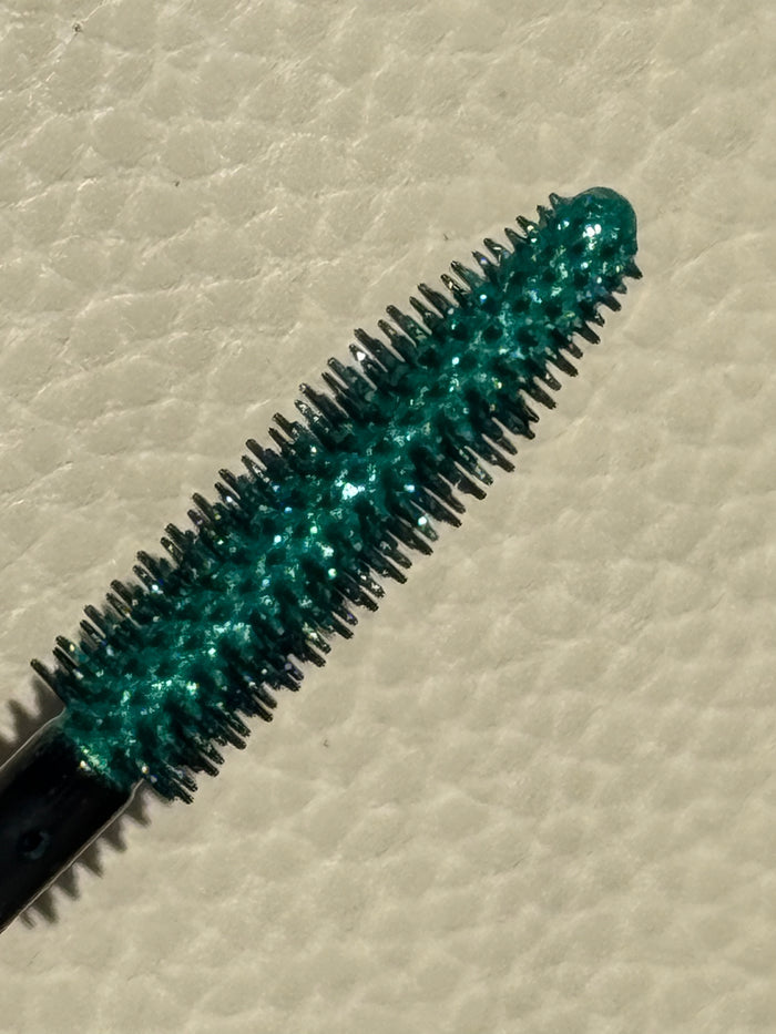 Basilisk – Metallic Green Coloured Mascara