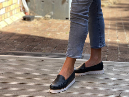 Andacco Ace available in 3 colours