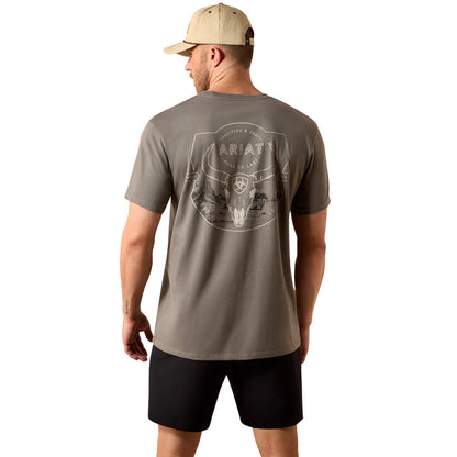 Ariat Men's Desert Badge Tradition Classic Fit T-Shirt T-Shirts Ariat
