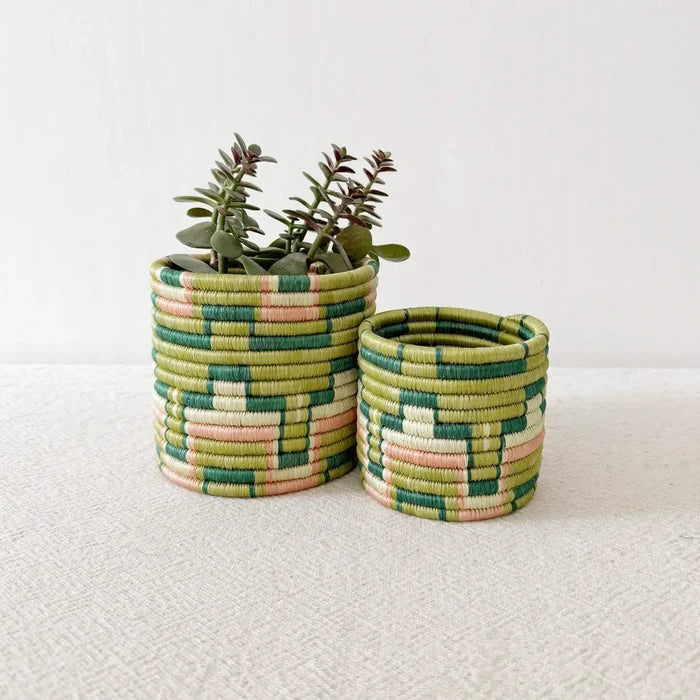 Gombe Basket Planter