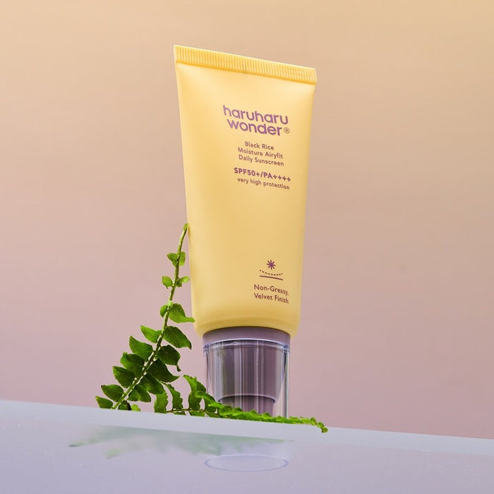 Haruharu Wonder Black Rice Moisture Airyfit Daily Sunscreen SPF50+ PA++++ 50ml