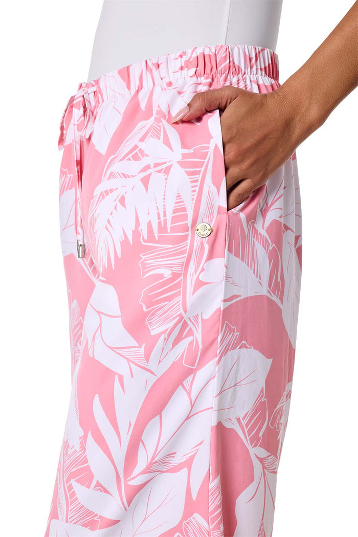 Color_Flamingo Pink Palm Paradise