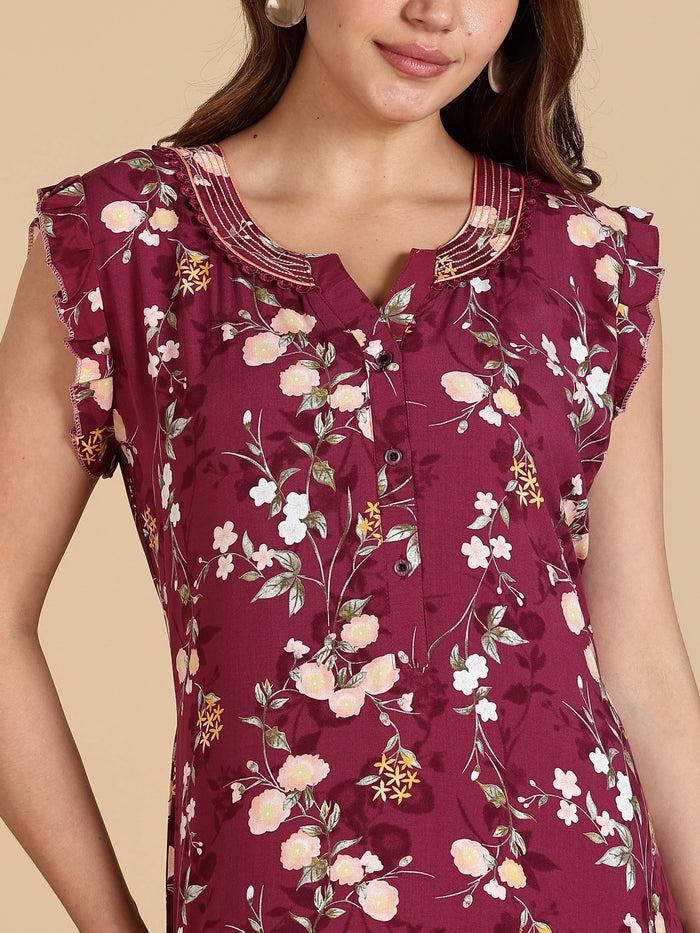 Magenta Rayon Sleeveless Nighty for Women