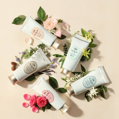 Silky Body Milk Delicate Jasmine 7oz (200mL)