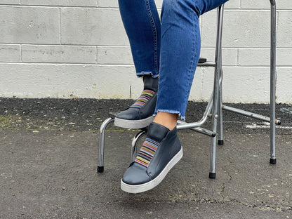 Tango's Jean available in 5 colours
