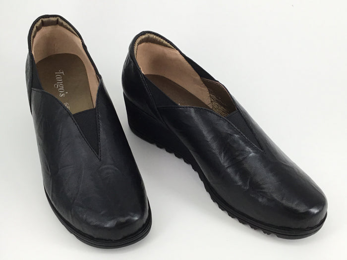 Tango's Lynette available in 3 colours