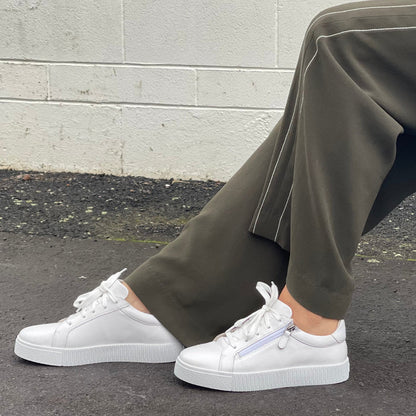 Tango's Lynn available in 6 colours