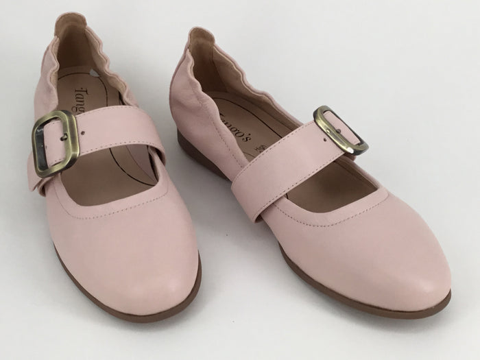 37 / Blush
