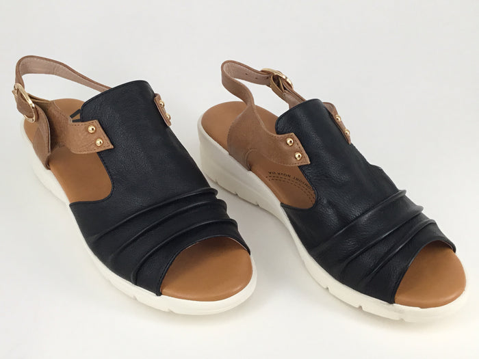 Via Nova Carcia available in 4 colours
