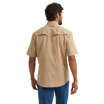 Wrangler Men's All Terrain Gear Men's Performance Shirt Work Shirts Wrangler